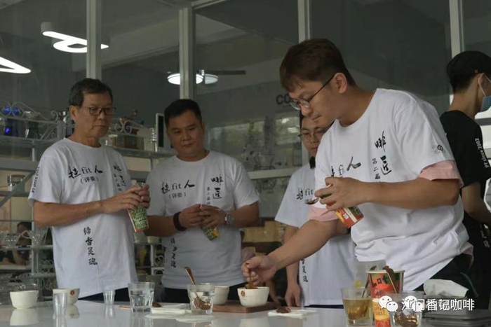 香记咖啡